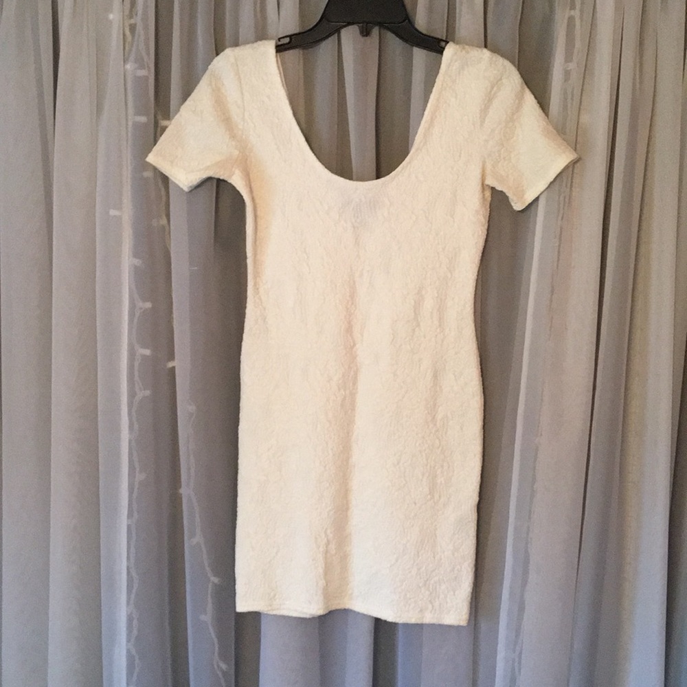 White Body-con dress